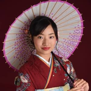 Meet your Posher, Yoko sarah